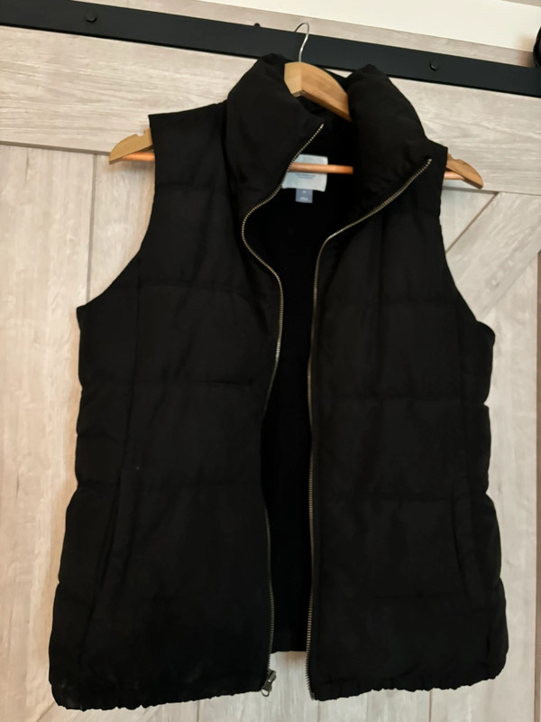 Old Navy black classic vest 1