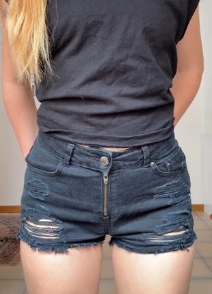 Black Distressed Micro Denim Shorts, marque: Terranova, état: Bon état, taille: S / 36 / 8, 9,00 €, 10,15 € Protection acheteurs incluse