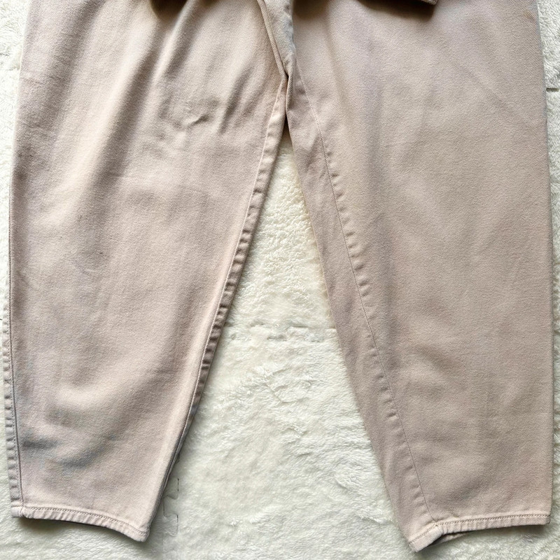 H&M beige tan highwaisted straight leg jeans, size US 4 5