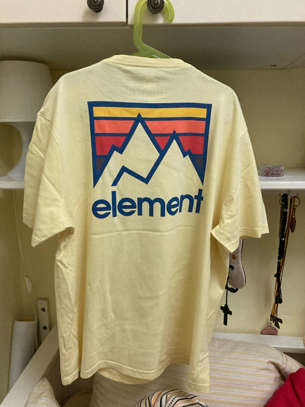 Camiseta element 5