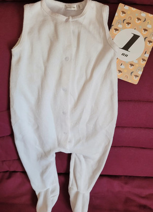 Pyjama blanc sans manche velours  👉 12 mois