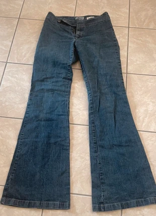 Jean bootcut taille basse taille 36, marque: Ober, état: Neuf sans étiquette, taille: S / 36 / 8, 17,00 €, 18,55 € Protection acheteurs incluse