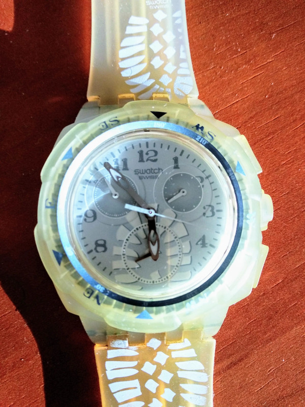 Reloj Swatch chrono nuevo transparente. Vinted