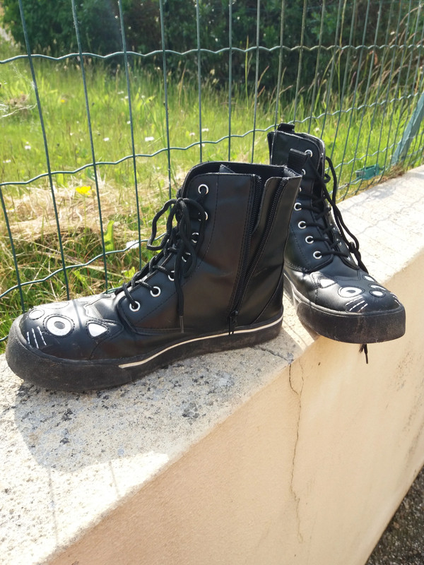 Tuk 2025 cat boots