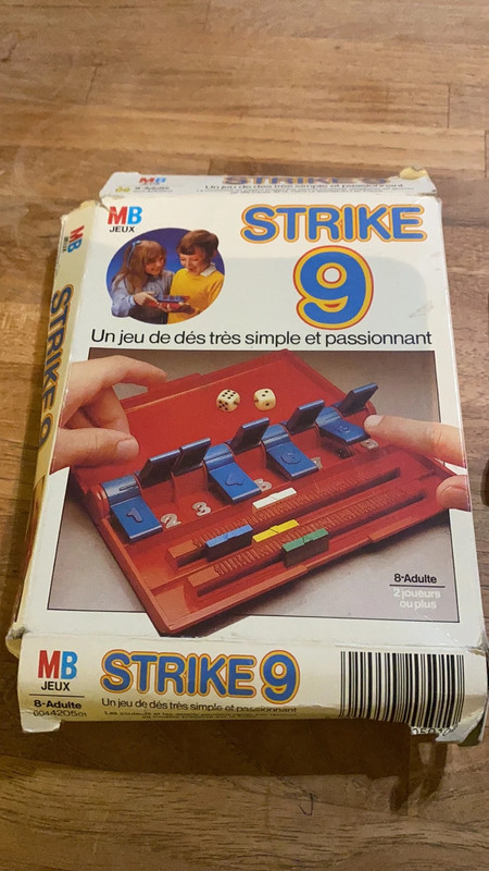 Strike 9 - MB 1983 - Jeu de Voyage