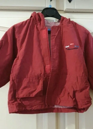 Veste coupe vent, merk: Bout'chou, staat: Goed, maat: 18-24 maanden / 86 cm, € 2,50, € 3,33 inclusief Kopersbescherming