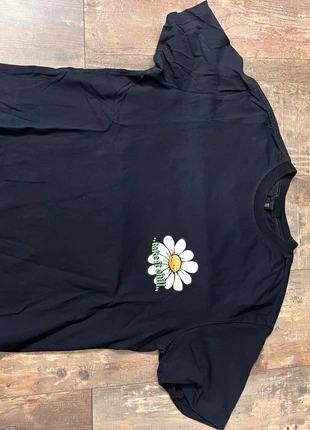 T-shirt H&M, brand: H&M, condition: Very good, size: M, €5.00, €5.95 includes Buyer Protection