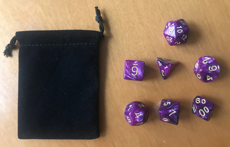 Set di 7 Dadi Viola marmorizzati + sacchetto gratis / 7 Dice Set Marbled Purple + free bag 1