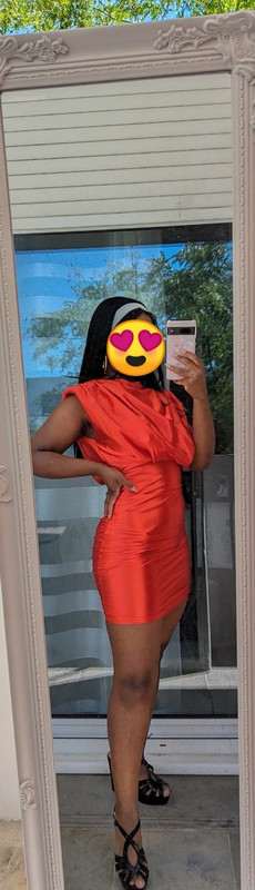 Robe rouge satin 1