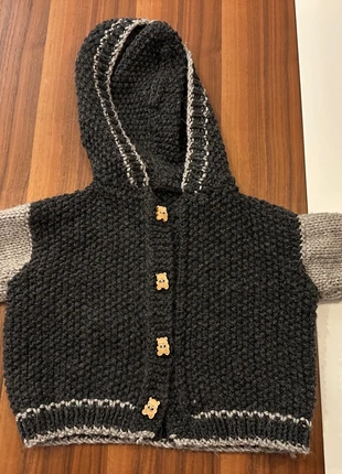 Gilet en lait 6 mois, marke: Fait Main, zustand: Gut, größe: 6-9 Monate / 68, 2,00 €, 2,80 € inklusive Vinted-Käuferschutz