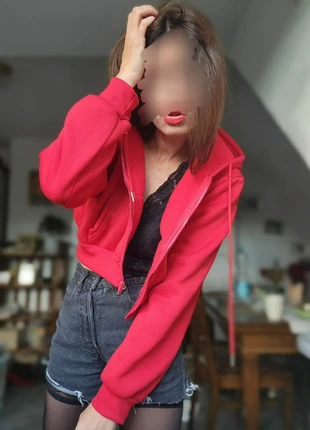 NEU Lässige Cropped Zipperjacket Kapuzensweater in Statementfarbe, merk: Shein, staat: Nieuw zonder prijskaartje, maat: L / 40 / 12, € 9,56, € 10,74 inclusief Kopersbescherming