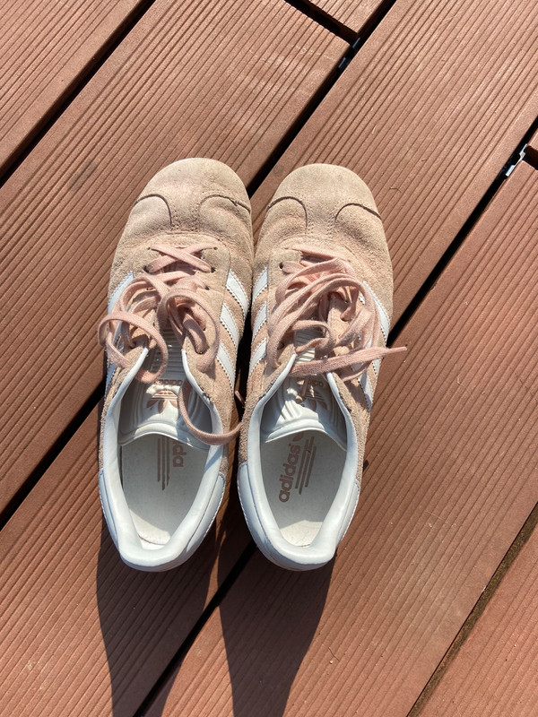 Gazelle rose poudré sales