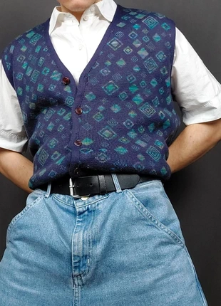 Cardigan / Gilet sans Manches Vintage 80s Maille Violet Multicolore Motif Imprimé Monogramme (M), marca: ST. GEORGE, estado: Muito bom, tamanho: M, €20.00, €21.70 inclui Proteção do Comprador Pro