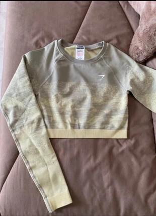 Haut de sport Gymshark, marque: Gymshark, état: Neuf sans étiquette, taille: S / 36 / 8, 15,00 €, 16,45 € Protection acheteurs incluse