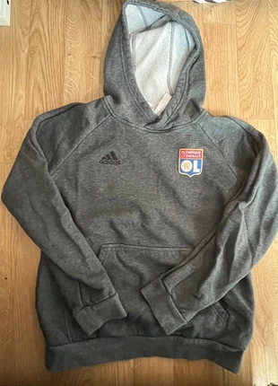 Pull olympique Lyonnais, marca: adidas, estado: Nuevo sin etiquetas, tamaño: 11 años / 146 cm, 10,00 €, 11,20 € Protección al comprador incluida