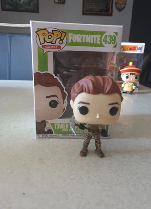Figurine Pop "Fortnite", marque: Encore, état: Neuf avec étiquette, taille: 10 ans / 140 cm, 10,00 €, 11,20 € Protection acheteurs incluse