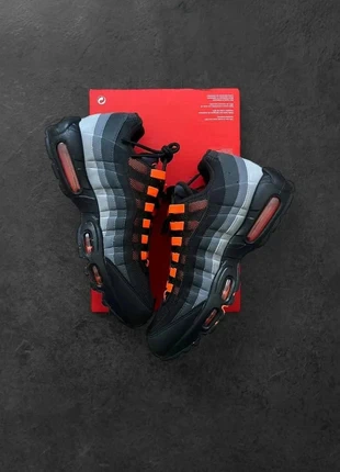 Basket Nike Air Max 95 - Black/hyper Crimson-Anthracite - Noir/anthracit/hyper Cramoisi Taille 43, marca: Nike, estado: Nuevo sin etiquetas, tamaño: 43, 102,00 €, 107,80 € Protección al comprador incluida
