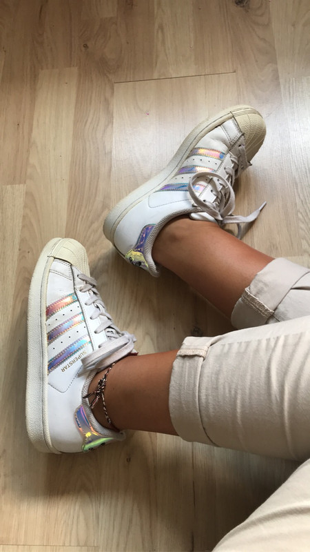 Adidas superstar holographique shop argente et blanche