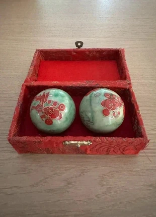 Boules chinoises de relaxation avec coffret, condition: Very good, €27.50, €29.58 includes Buyer Protection