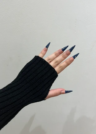 Paire de mitaines gants style laine noires chaudes neuves, marque: LAINE, état: Neuf sans étiquette, taille: Taille unique, 7,00 €, 8,05 € Protection acheteurs incluse