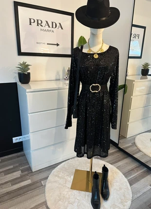 Robe noire à sequins Kiabi – taille 42/44 (sans ceinture) parfaite pour les fêtes, marke: Kiabi, zustand: Sehr gut, größe: XL / 42 / 14, 15,00 €, 16,45 € beinhaltet Vinted-Käuferschutz Pro