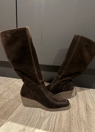 Cute dark brown suede wedge boots ~ total Y2K vibes!, brand: Vintage, condition: Very good, size: 3, £40.00, £42.70 includes Buyer Protection