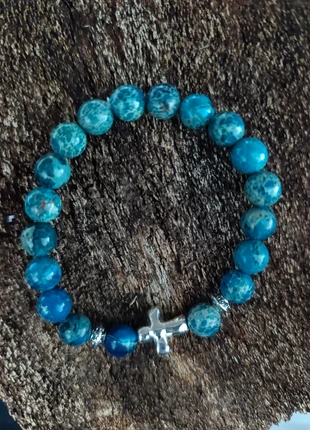 Bracelet en jaspe et croix, marque: Boutique Parisienne, état: Très bon état, 13,50 €, 14,88 € Protection acheteurs (Pro) incluse