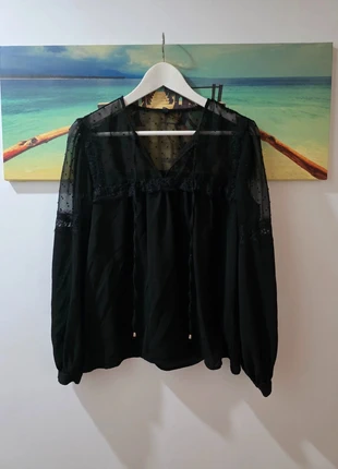 Blusa negra - Stradivarius, Talla M, marque: Stradivarius, état: Très bon état, taille: M / 38 / 10, 10,00 €, 11,20 € Protection acheteurs incluse