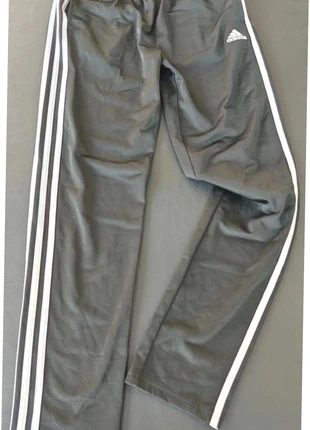 Jogging Adidas vintage noir à trois bandes – Taille 14/16 ans (convient adulte S), marque: adidas, état: Très bon état, taille: S, 15,00 €, 16,45 € Protection acheteurs incluse