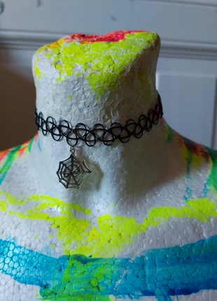 Spinnweben Choker, merk: Ohne, staat: Nieuw met prijskaartje, € 4,00, € 4,90 inclusief Kopersbescherming