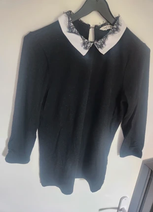 Joli pull Naf Naf noir col chemise et dentelle automne hiver taille M, marque: Naf Naf, état: Très bon état, taille: M / 38 / 10, 5,00 €, 5,95 € Protection acheteurs incluse