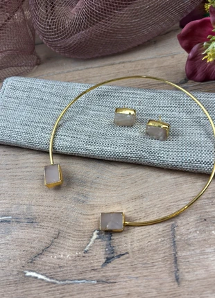 Superbe collier ras de cou et ses bo quartz rose., état: Très bon état, 16,00 €, 17,50 € Protection acheteurs (Pro) incluse