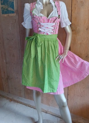 Tracthen, dirndl. Tirol  Abito tirolese  Cottagecore. Prairie icon grembiule, brand: Dirndl, condizioni: Ottime, taglia: S / IT 40 / EU 36, €37.00, €39.55 include la Protezione acquisti