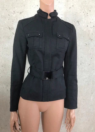 Blazerjacke, Kurzblazer mit verdecktem Reissverschluss in Motorradlook Bikerstyle, merk: Zara, staat: Heel goed, maat: XS / 34 / 6, € 61,11, € 64,87 inclusief Kopersbescherming