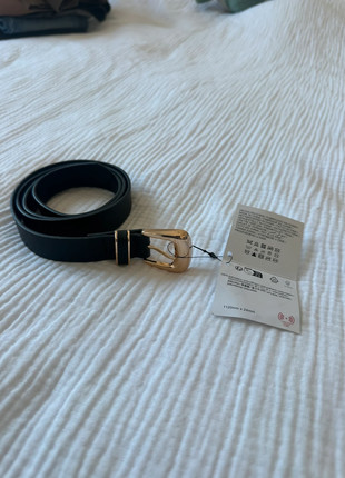 Ceinture Zara, marque: Zara, état: Neuf avec étiquette, taille: 115 cm, 4,00 €, 4,90 € Protection acheteurs incluse