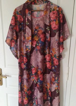 Robe ''kimono'', zustand: Sehr gut, größe: XXL / 44 / 16, 50,00 €, 53,20 € inklusive Vinted-Käuferschutz