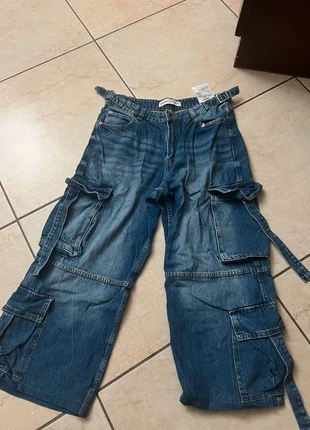 jeans donna, brand: Bershka, condizioni: Ottime, taglia: M / IT 42 / EU 38, €17.00, €18.55 include la Protezione acquisti