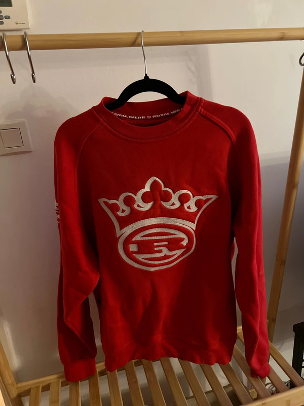 Pull sweat royal wear rouge vintage  1