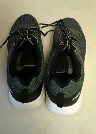 Baskets UMBRO Homme, brand: Umbro, condition: Very good, size: 40, €5.00, €5.95 includes Buyer Protection