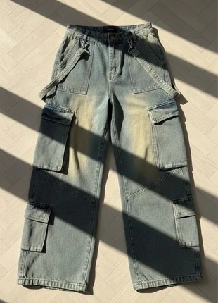 Jean cargo style américain à poches multiples, merk: Cargo, staat: Heel goed, maat: S / 36 / 8, € 39,00, € 41,65 inclusief Kopersbescherming