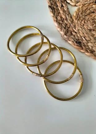 Bracelets en plastique style joncs bouddhiste, état: Neuf sans étiquette, 2,00 €, 2,80 € Protection acheteurs incluse