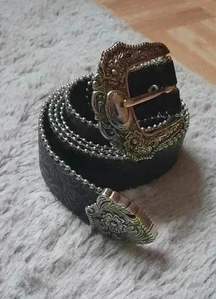 Ceinture noir et argent style Y2K vintage, marque: y2k, état: Neuf sans étiquette, taille: 110 cm, 10,00 €, 11,20 € Protection acheteurs incluse