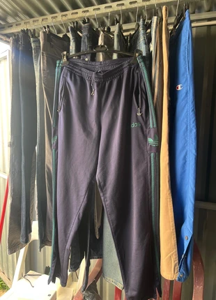 Adidas Vintage Pants, marke: adidas, zustand: Gut, größe: L, 10,00 €, 11,20 € inklusive Vinted-Käuferschutz