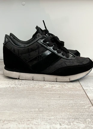 Sneakers Calvin Klein, marca: Calvin Klein, estado: Muy bueno, tamaño: 37, 15,00 €, 16,45 € Protección al comprador incluida