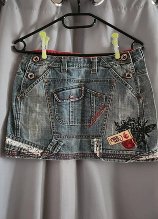 Mini jupe jean CRW taille 36, marque: CRW, état: Très bon état, taille: S / 36 / 8, 13,00 €, 14,35 € Protection acheteurs incluse