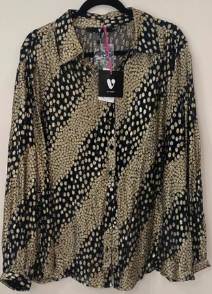 V by very Women's foil detailing blouse / shirt - size 18 - BNWT, brand: V by Very, condition: New with tags, size: L / UK 16-18, £10.00, £11.20 includes Buyer Protection