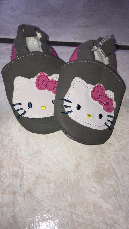Chaussons hello kitty 1