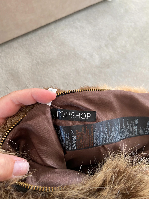 Fur clutch hotsell bag topshop