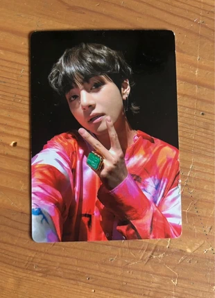 BTS V army bomb photocard, marca: BTS, estado: Muy bueno, 4,00 €, 4,90 € Protección al comprador incluida