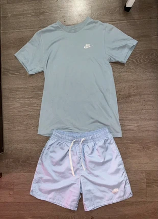 Ensemble Nike bleu, merk: Nike, staat: Heel goed, maat: S, € 34,00, € 36,40 inclusief Kopersbescherming